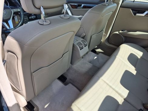 Used 2012 Mercedes-Benz C 300 4MATIC Sedan image 18