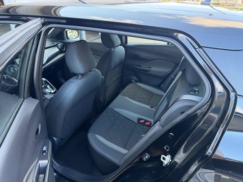 Used 2020 Nissan Kicks S FWD image 5