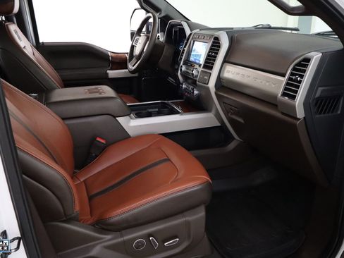 Certified 2021 Ford F450 King Ranch w/ King Ranch Ultimate Package image 32