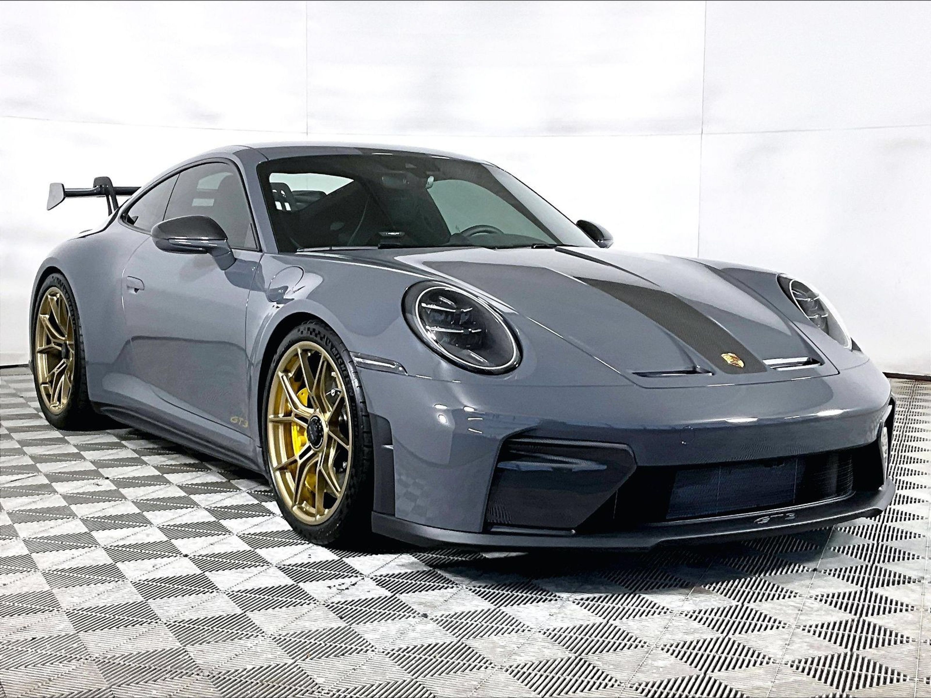 Used 2026 Porsche 911 GT3 RWD image 7