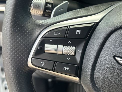 Used 2026 Genesis G70 2.5T RWD image 19