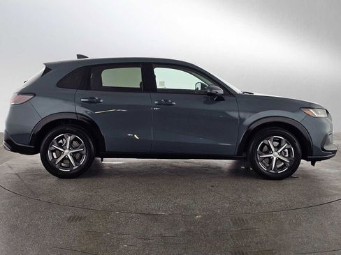 Used 2024 Honda HR-V EX-L image 2