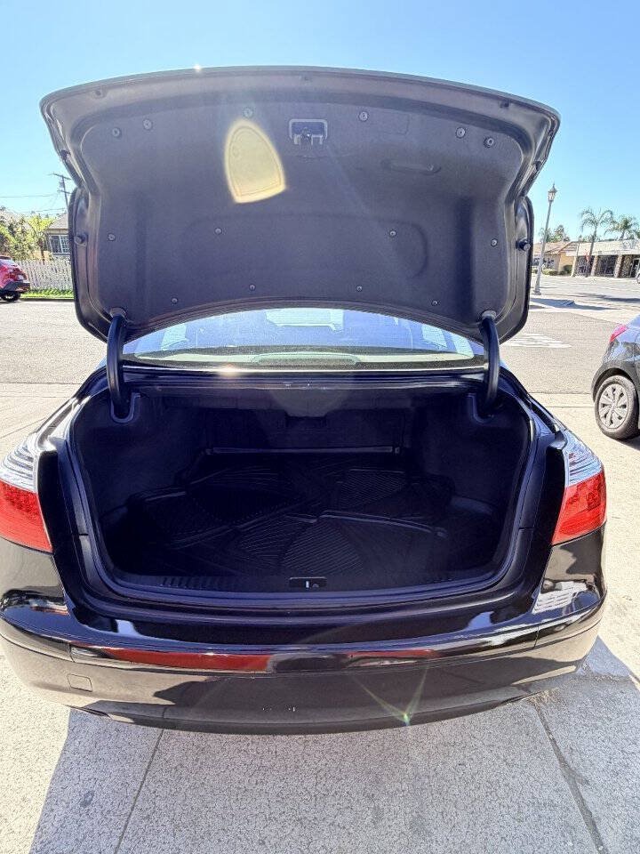 Used 2009 Hyundai Genesis 3.8 RWD image 17