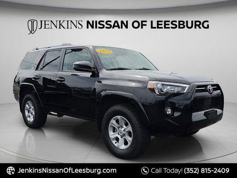 Used 2022 Toyota 4Runner SR5 AWD/4WD image 1