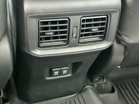 Used 2021 Toyota RAV4 XLE w/ Convenience Package AWD/4WD image 36