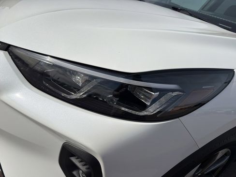 Used 2024 Ford Escape Platinum image 16