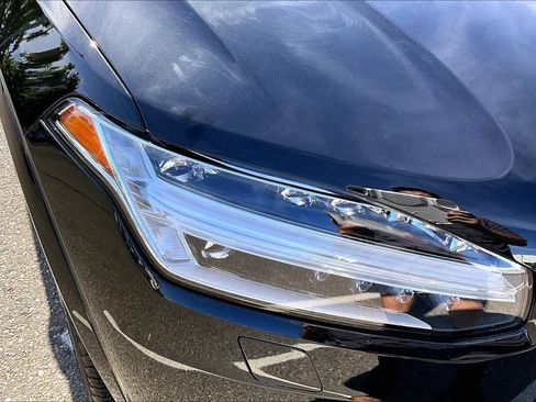 Used 2025 Volvo XC90 T8 Core w/ Climate Package image 27