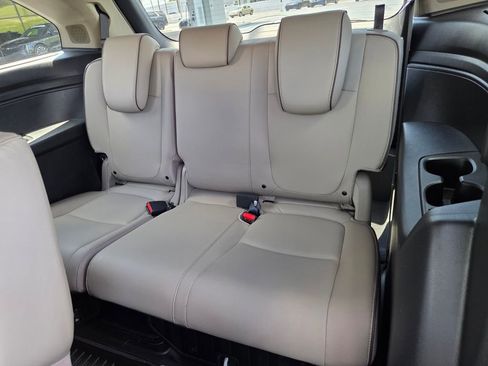 Used 2022 Honda Odyssey Elite image 12