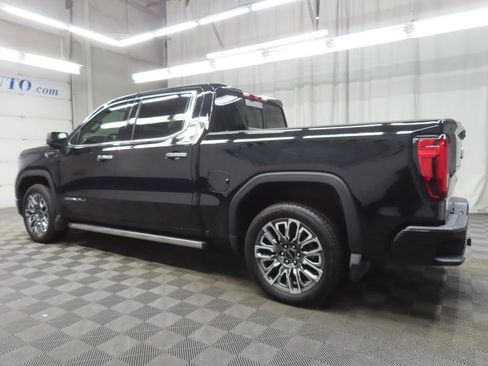 Used 2026 GMC Sierra 1500 Denali Ultimate AWD/4WD image 5