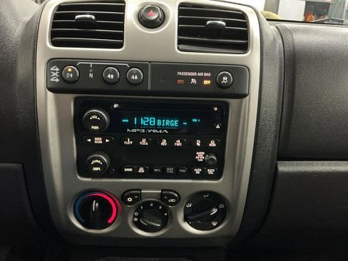 Used 2010 Chevrolet Colorado LT AWD/4WD image 16