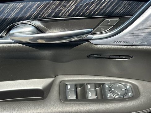 Certified 2025 Cadillac XT6 Premium Luxury w/ Technology Package FWD image 35