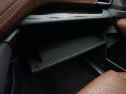 Used 2024 Subaru Outback Touring w/ Popular Package #2 image 31