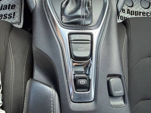 Used 2018 Chevrolet Camaro LT RWD image 18