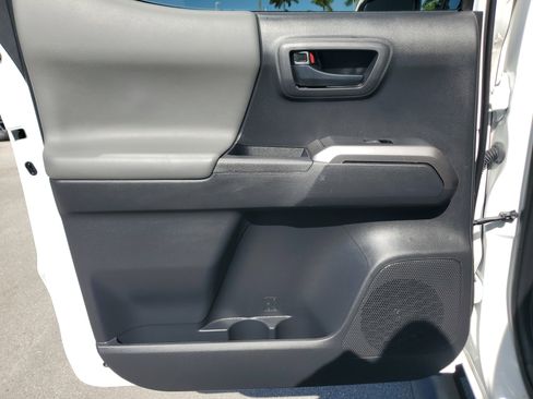 Used 2023 Toyota Tacoma SR5 image 18