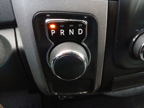 Used 2017 RAM 1500 Express image 9