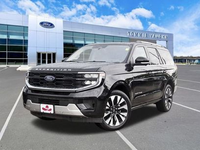 Certified 2025 Ford Expedition Platinum w/ Driver's Package