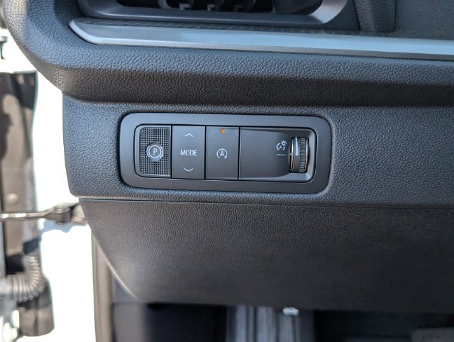 New 2027 Chevrolet Traverse LT w/ Enhanced Driving Package FWD image 15