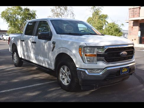 Used 2021 Ford F150 XLT w/ Trailer Tow Package AWD/4WD image 2
