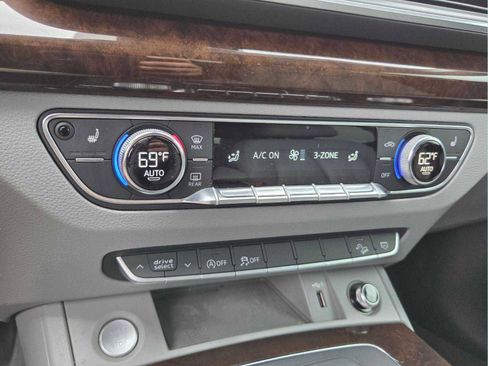 Used 2019 Audi Q5 2.0T Premium AWD/4WD image 28