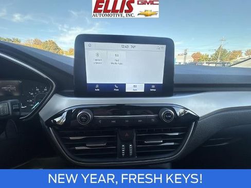 Used 2021 Ford Escape SE w/ Cold Weather Package image 14