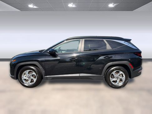 Used 2024 Hyundai Tucson SEL FWD image 2