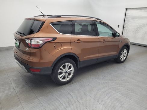 Used 2017 Ford Escape SE w/ Equipment Group 201A AWD/4WD image 10