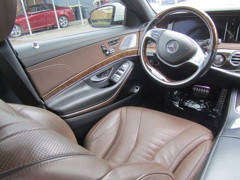 Used 2015 Mercedes-Benz S 550 Sedan image 12