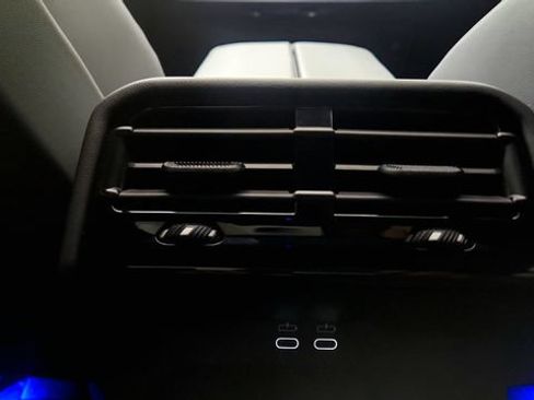 Used 2024 BMW i5 eDrive40i w/ M Sport Package RWD image 55