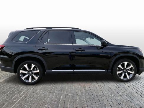 Used 2023 Honda Pilot Elite image 8