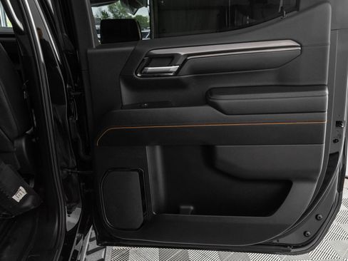 Certified 2025 GMC Sierra 1500 AT4 w/ AT4 Premium Package AWD/4WD image 40