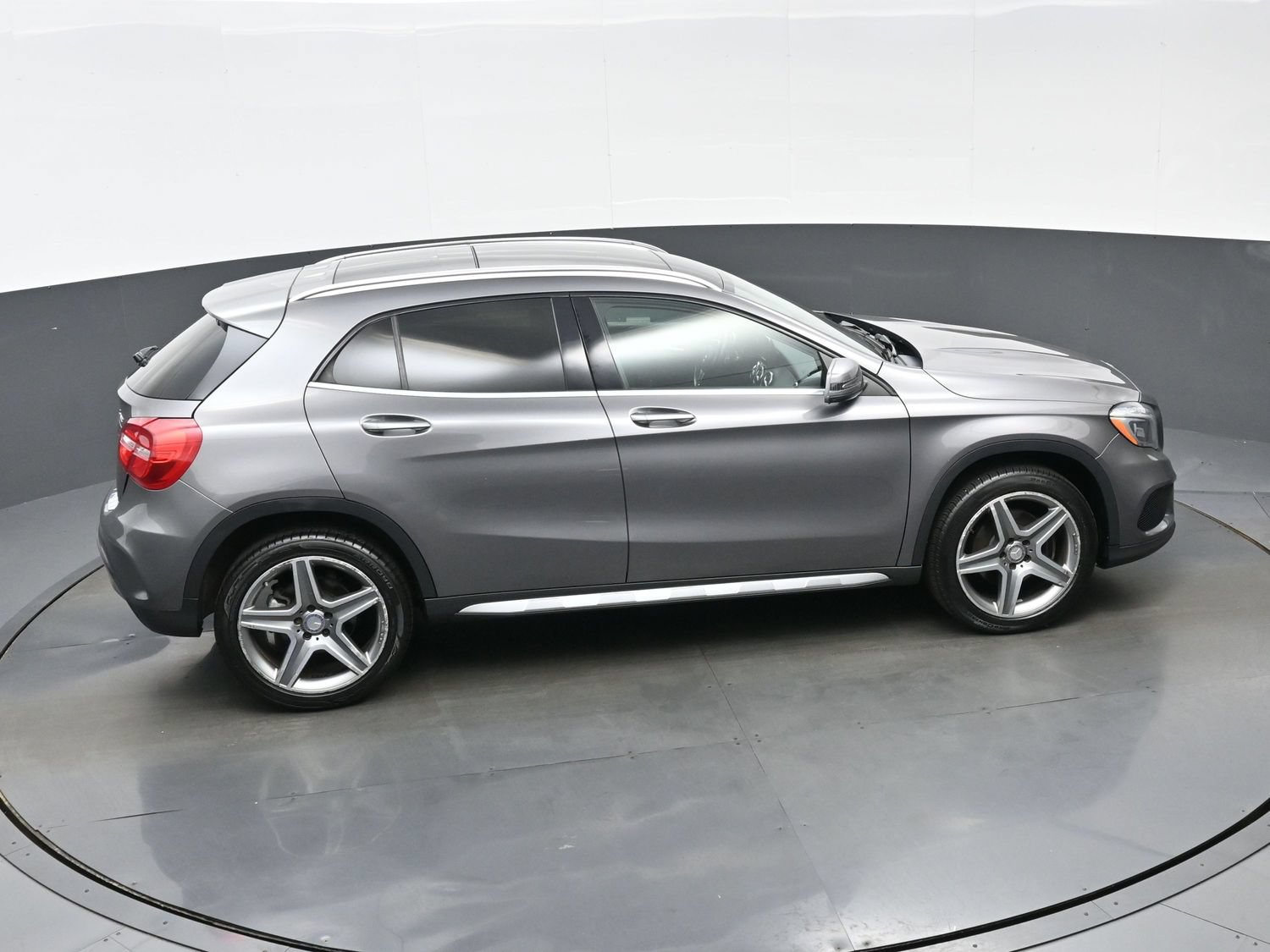 Used 2015 Mercedes-Benz GLA 250 4MATIC image 35