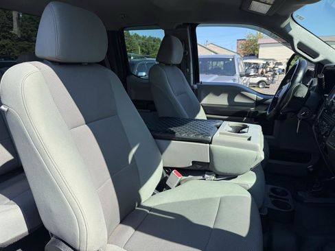 Used 2017 Ford F250 XL w/ Power Equipment Group AWD/4WD image 21