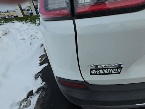 Used 2020 Jeep Cherokee Limited image 4