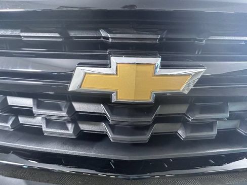 Used 2022 Chevrolet Colorado LT w/ LT Convenience Package AWD/4WD image 9