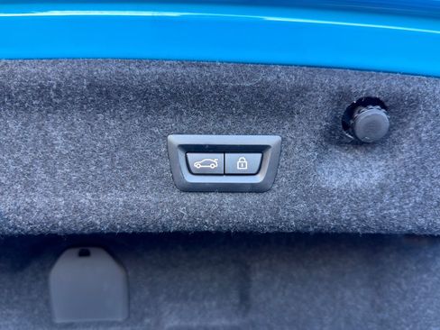 Used 2023 BMW M4 Competition image 13