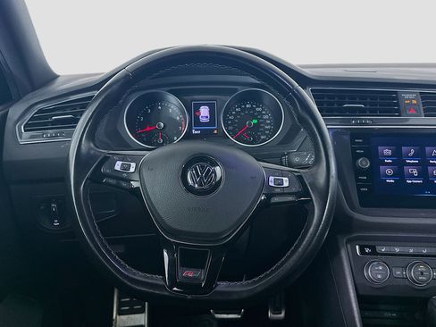 Used 2021 Volkswagen Tiguan SE R-Line FWD image 17
