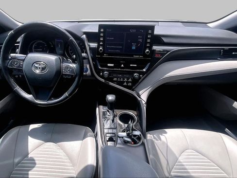 Used 2022 Toyota Camry SE w/ Audio Upgrade Package FWD image 15