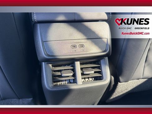 New 2026 GMC Terrain Elevation w/ Elevation Premium Package image 32