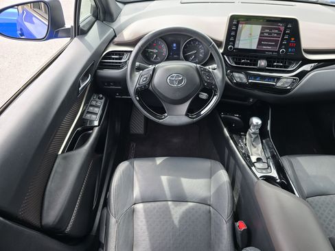 Used 2019 Toyota C-HR Limited FWD image 24