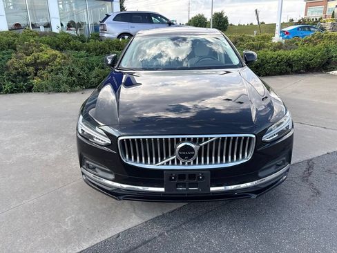 Certified 2023 Volvo S90 B6 Plus AWD/4WD image 3