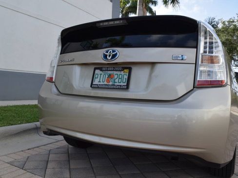 Used 2010 Toyota Prius FWD image 19