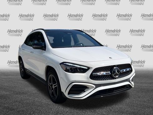 Used 2024 Mercedes-Benz GLA 250 4MATIC image 2