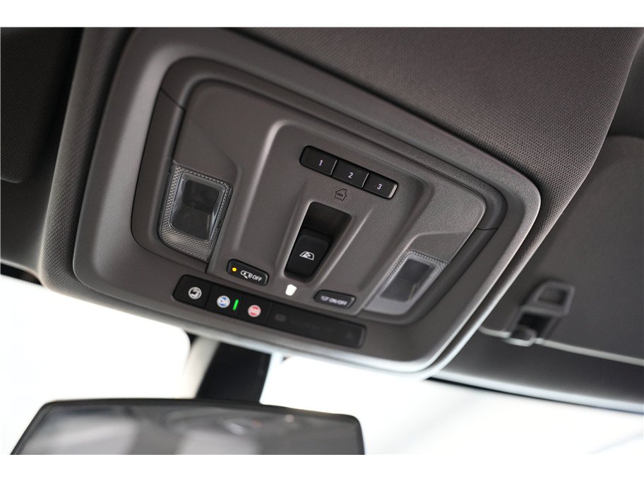 Used 2020 Chevrolet Silverado 1500 LT w/ Texas Edition RWD image 24