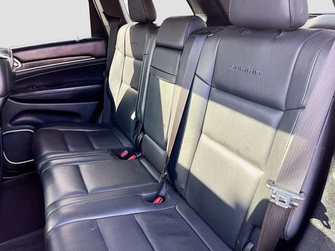 Used 2018 Jeep Grand Cherokee Summit w/ Platinum Series Group AWD/4WD image 25