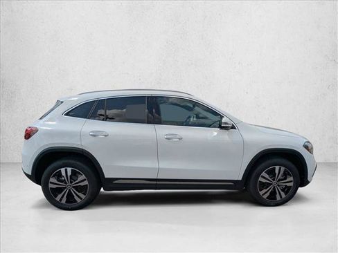 Used 2025 Mercedes-Benz GLA 250 image 7