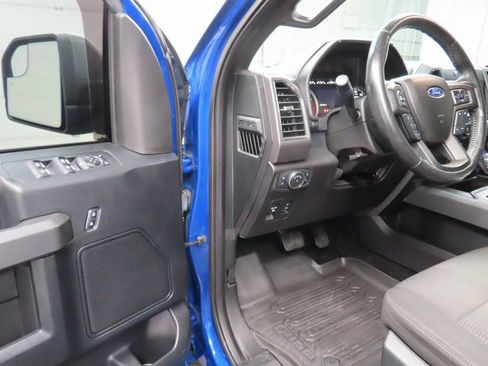 Used 2017 Ford F150 XLT w/ Equipment Group 302A Luxury image 46