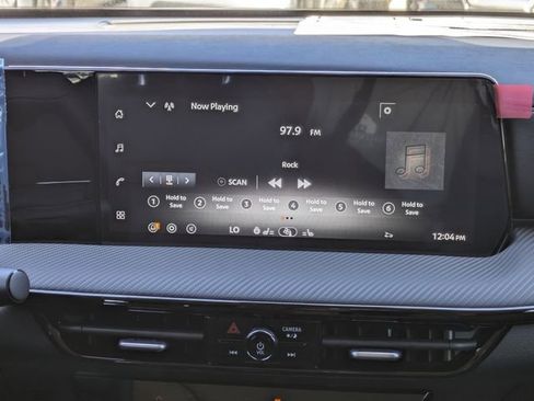 New 2026 Nissan Kicks SR w/ SR Premium Package FWD image 19