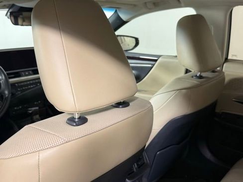 Used 2019 Lexus ES 350 w/ Premium Package FWD image 25