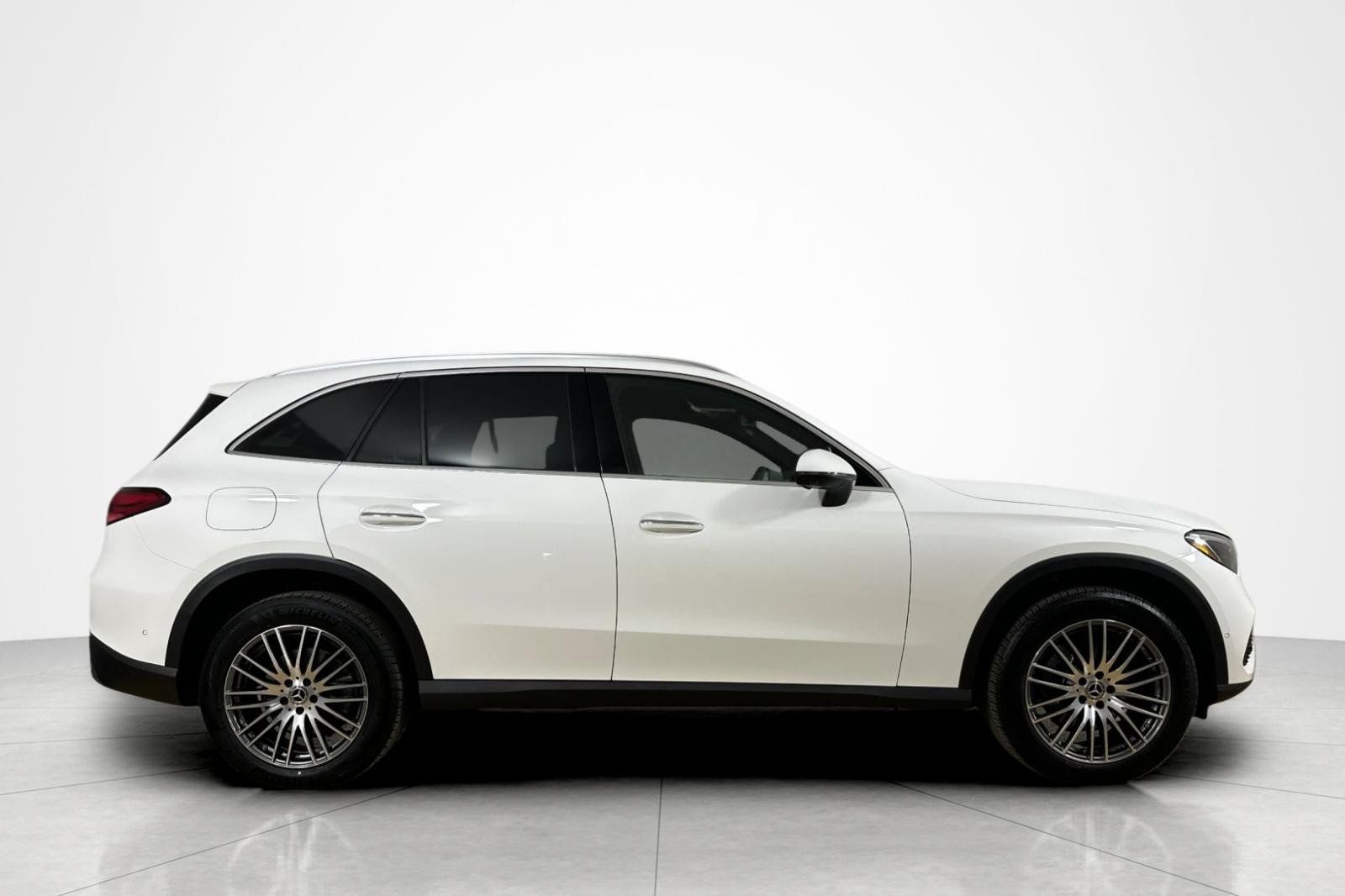 Used 2026 Mercedes-Benz GLC 300 image 6