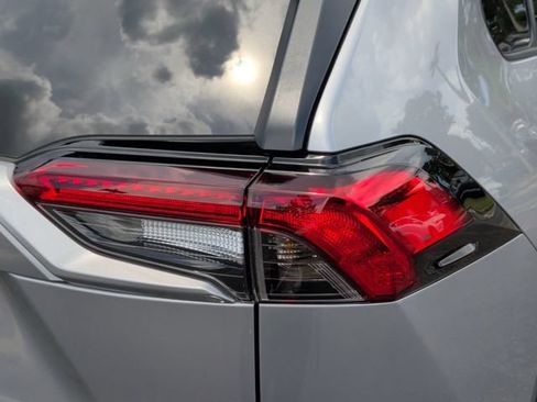 Used 2025 Toyota RAV4 XLE w/ Convenience Package FWD image 12